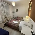 Venice Fabulous Canal View Apartment